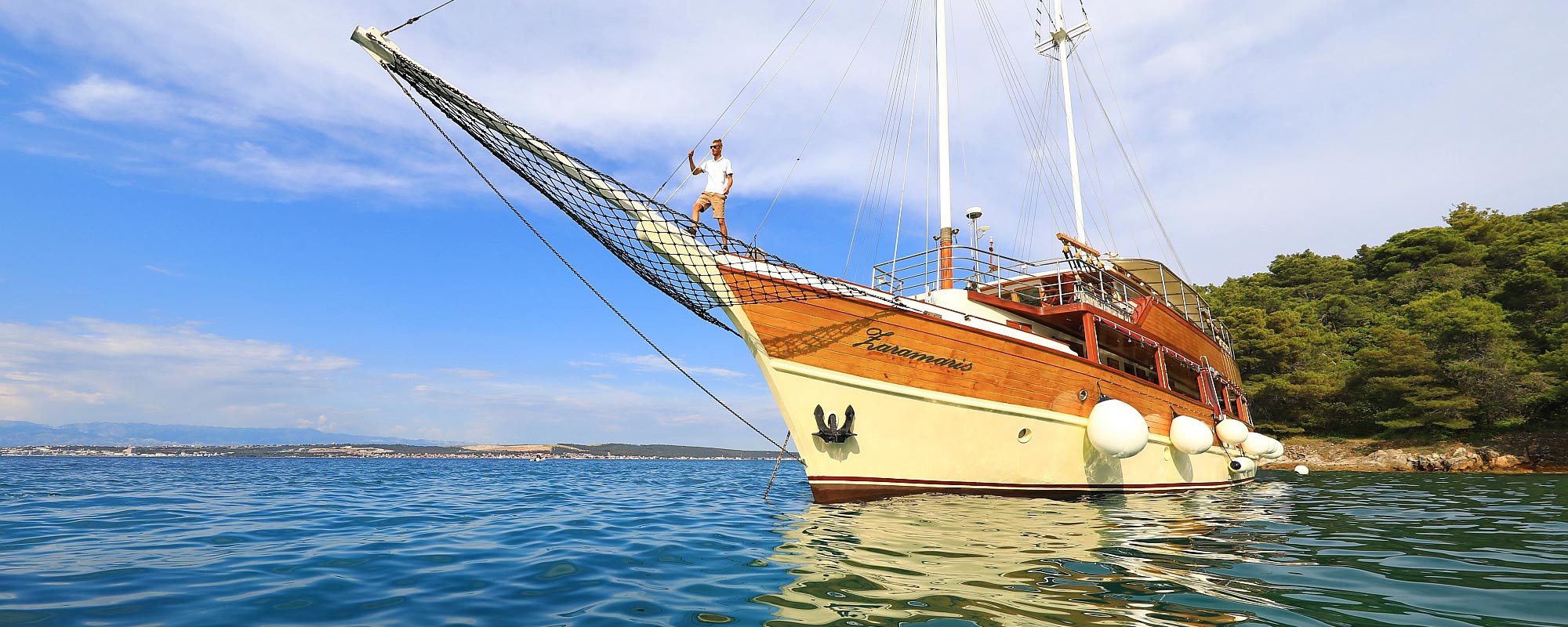 <span class="uc_style_uc_tiles_grid_image_elementor_uc_items_attribute_title" style="color:#ffffff;">Zadar Cruise</span>